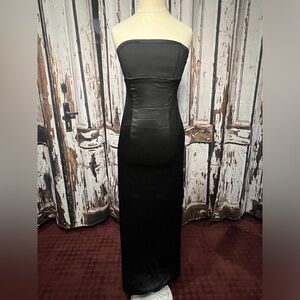 Elegant Black Strapless Dress